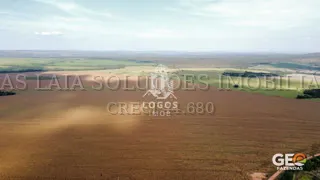 Vista aérea de grande área rural agrícola